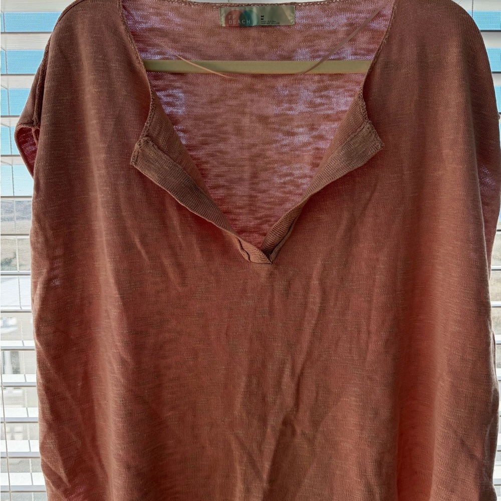 Free People Beach Lightweight Pink Colored V-Neck Sweater Size S